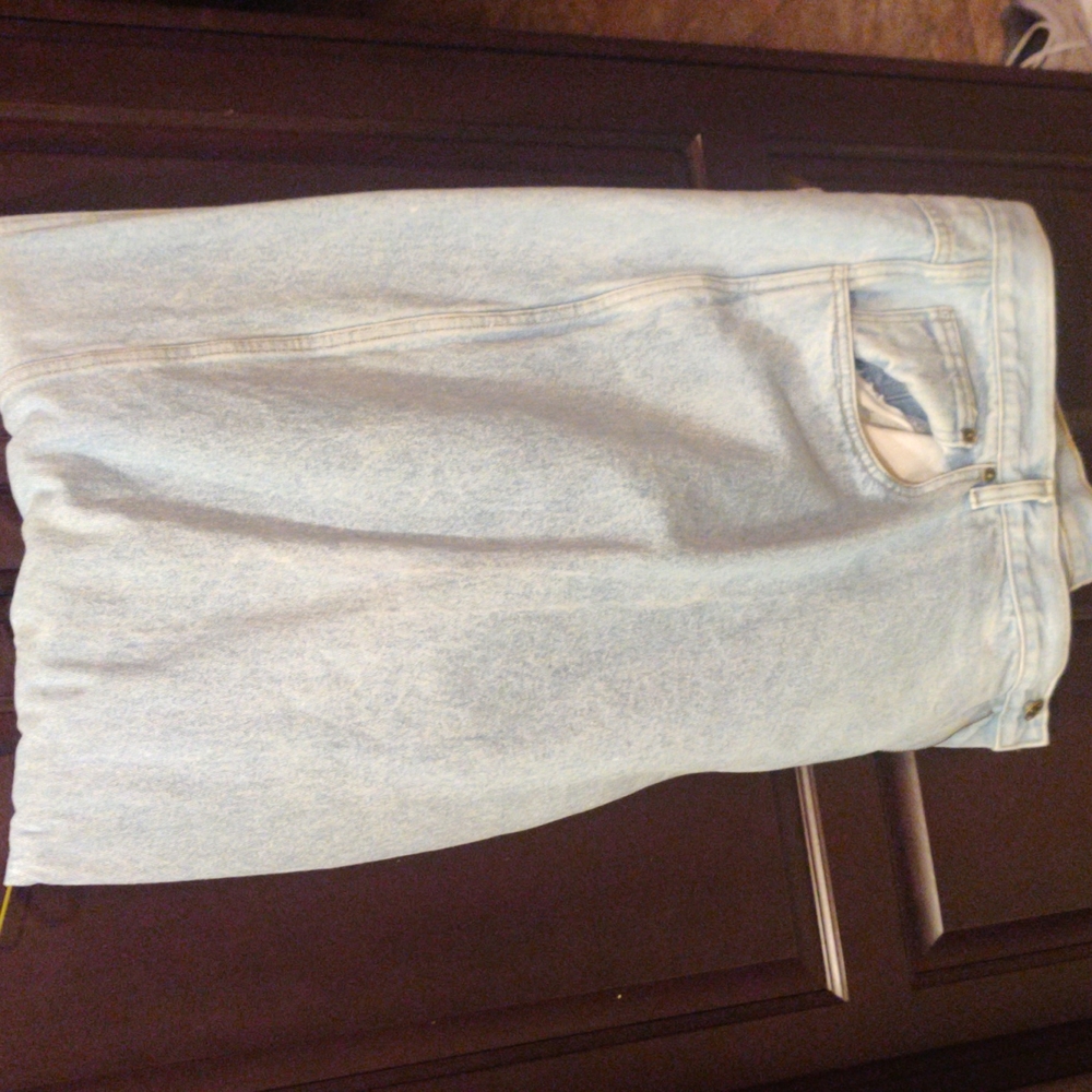 New-Campus Stonewashed Denim, 48x34, 100% Cotton